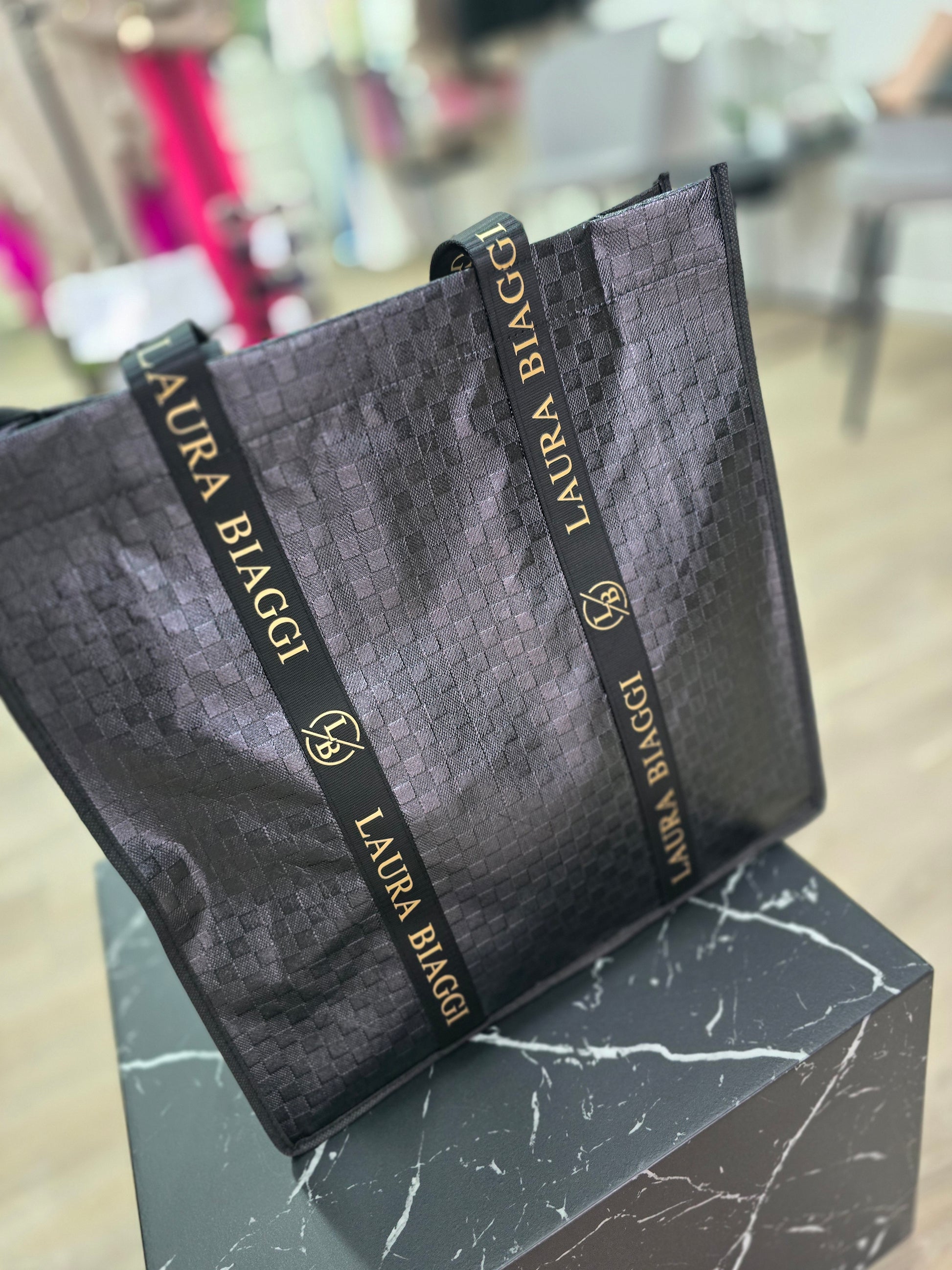 Laura Biaggi Shopper – Stylisch und geräumig