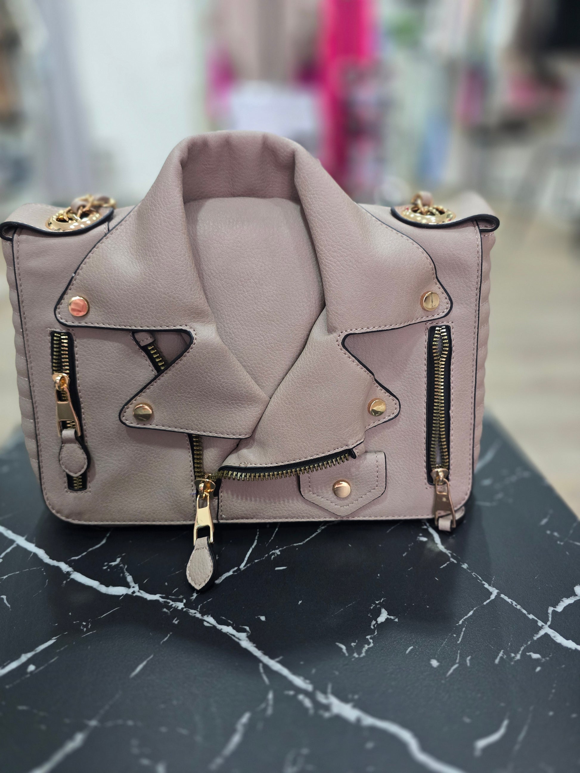 Stylische Biker-Tasche – Eyecatcher für jedes Outfit