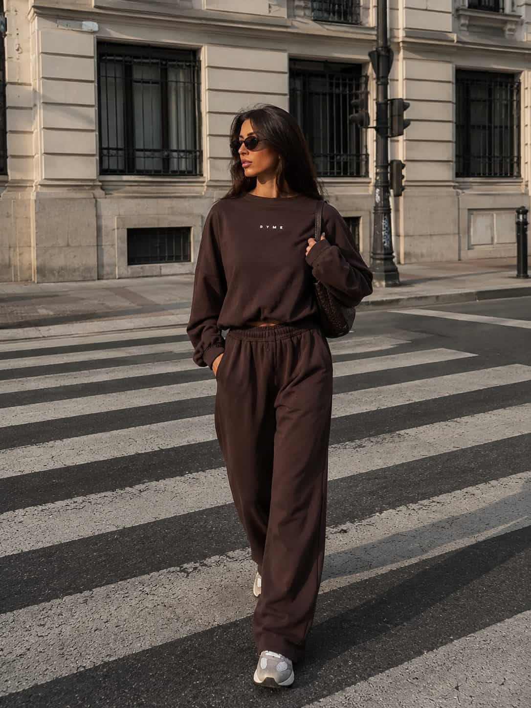 Set SYDNEY By Me