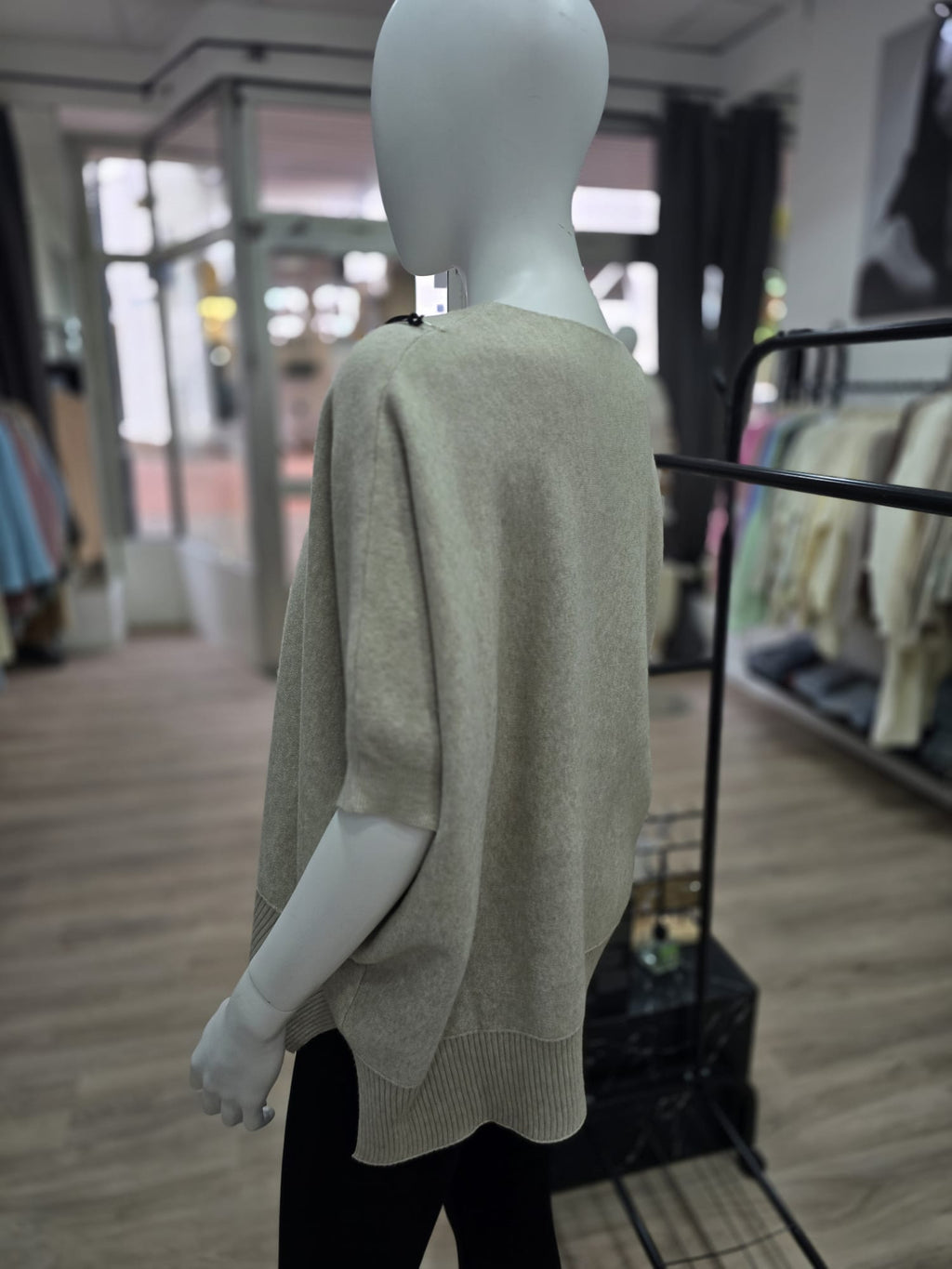 Elegantes Kurzarm-Poncho-Oberteil