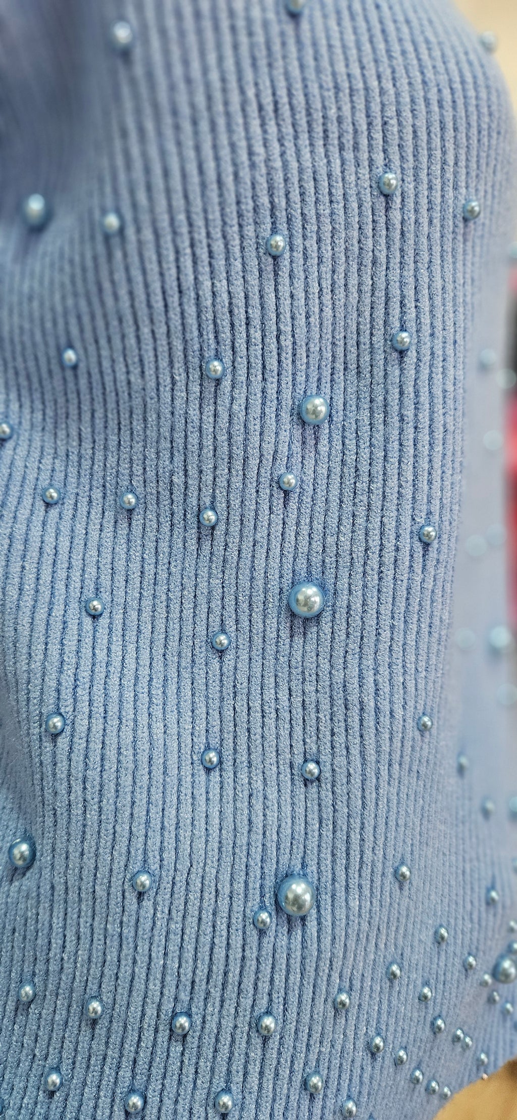 Gerippter Stehkragen-Pullover mit Perlen-Applikation