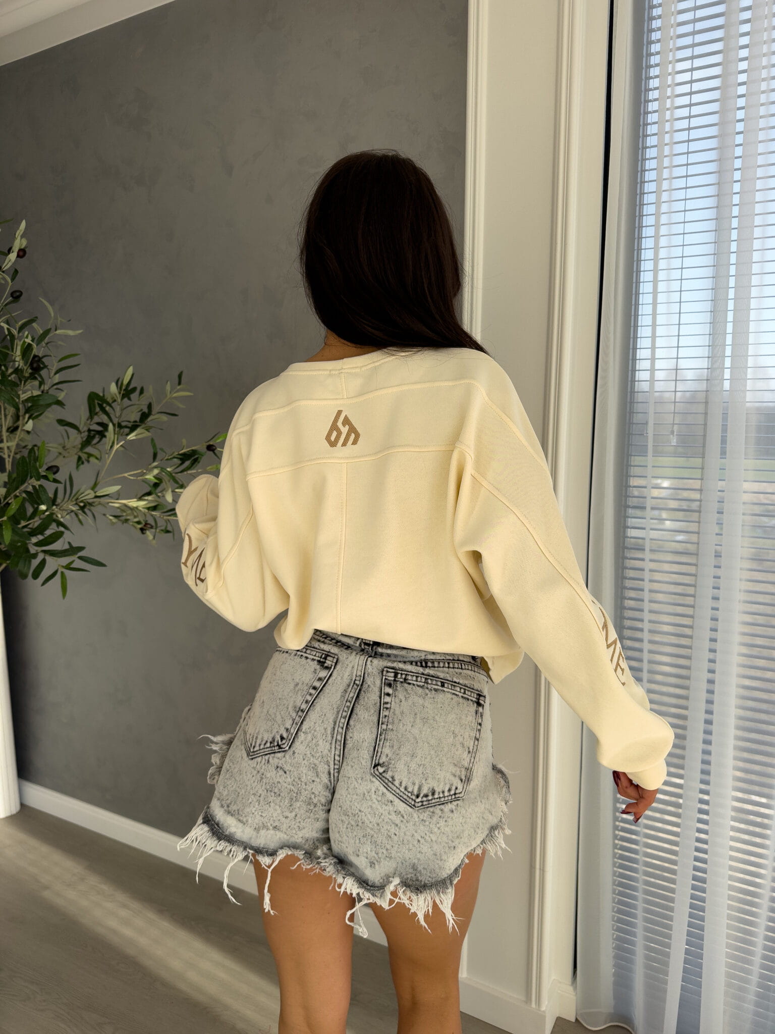 Sweatshirt Lavita. By Me