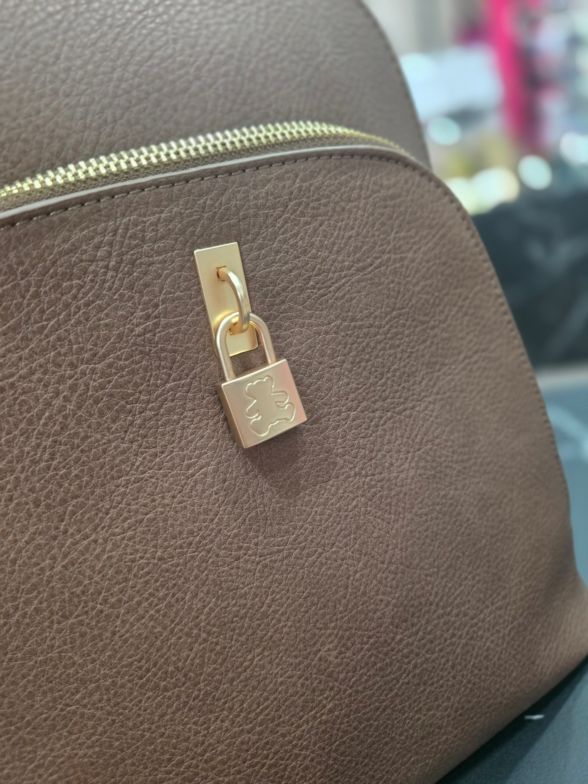 Eleganter Damen Rucksack in Braun