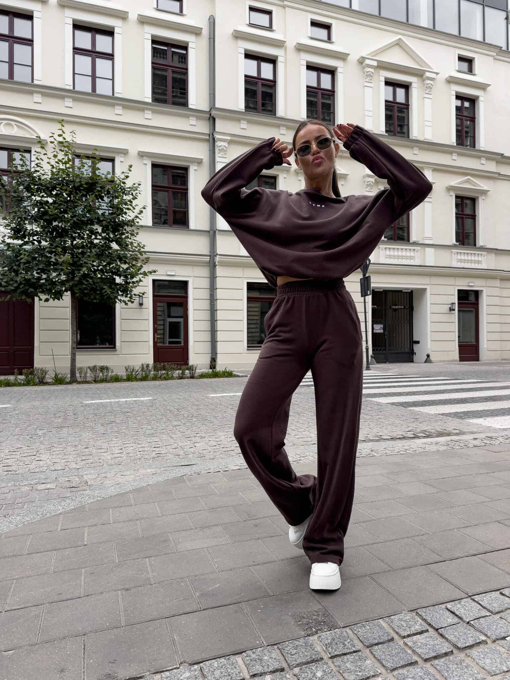 Set SYDNEY By Me