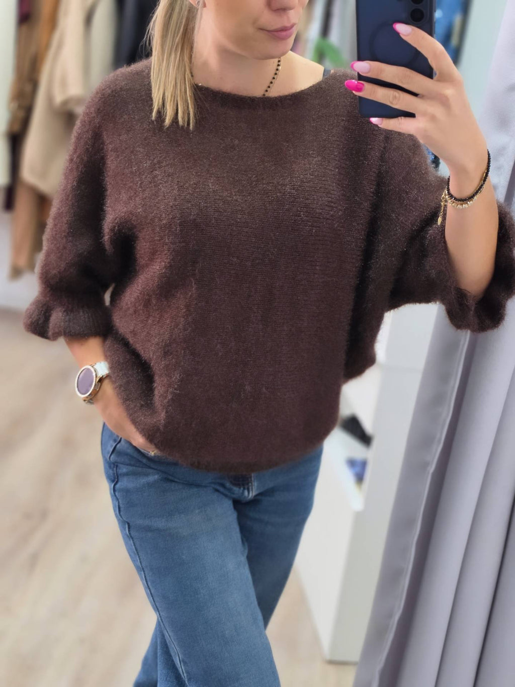 Flauschiger Oversize-Pullover mit Rückendetails