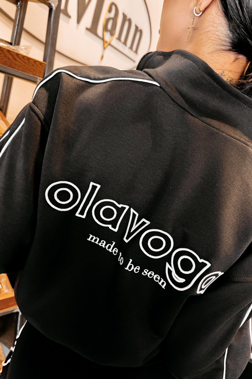 OLAVOGA ROSEA Damen gestreiftes Sweatshirt