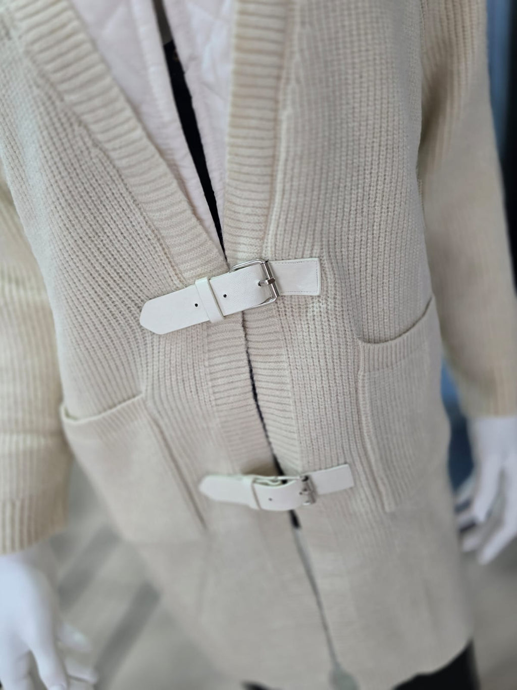 Langer Cardigan im Layer-Look mit Steppkapuze