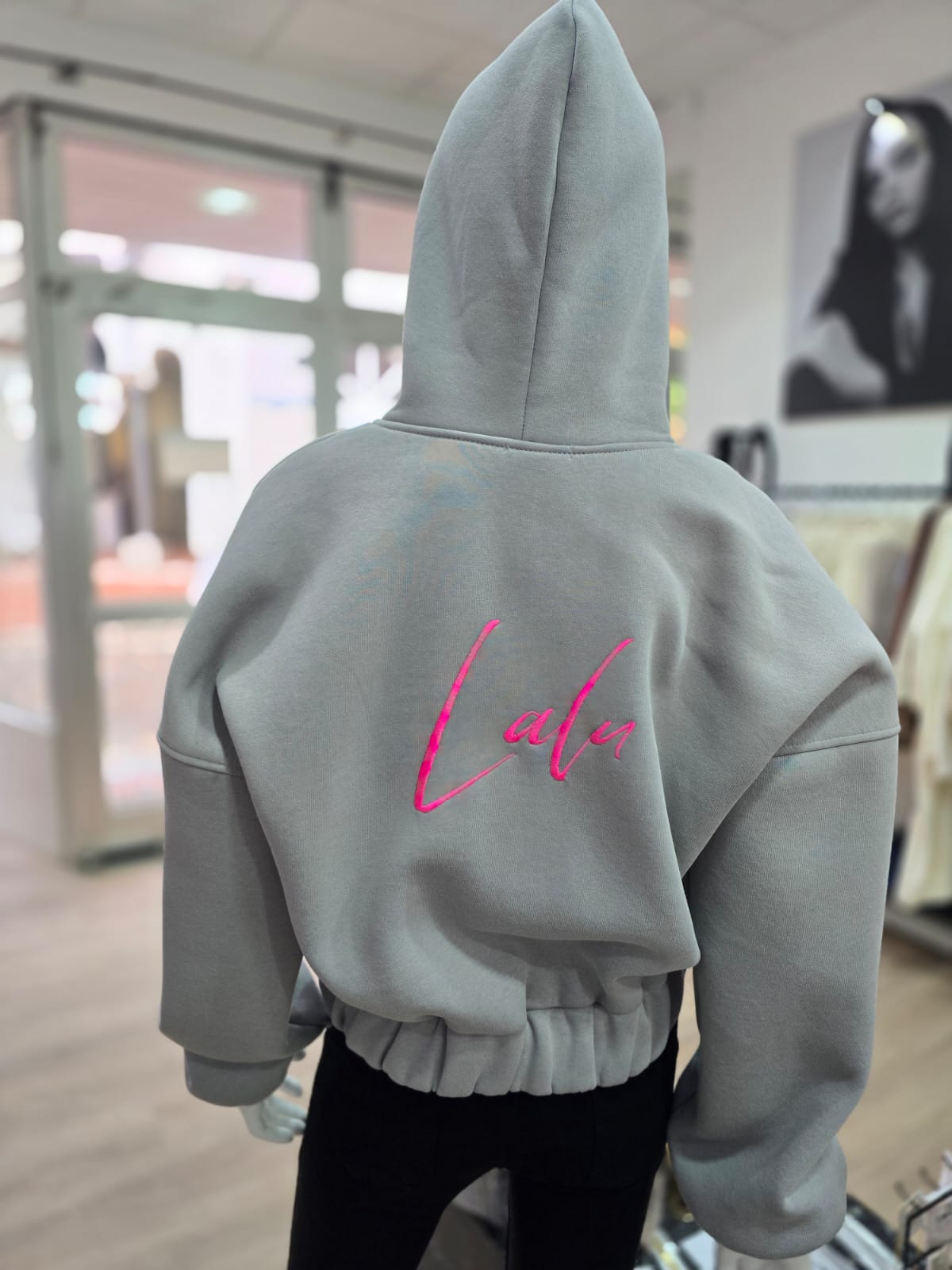 Kurzer Zip-Hoodie "Lala" in Grau