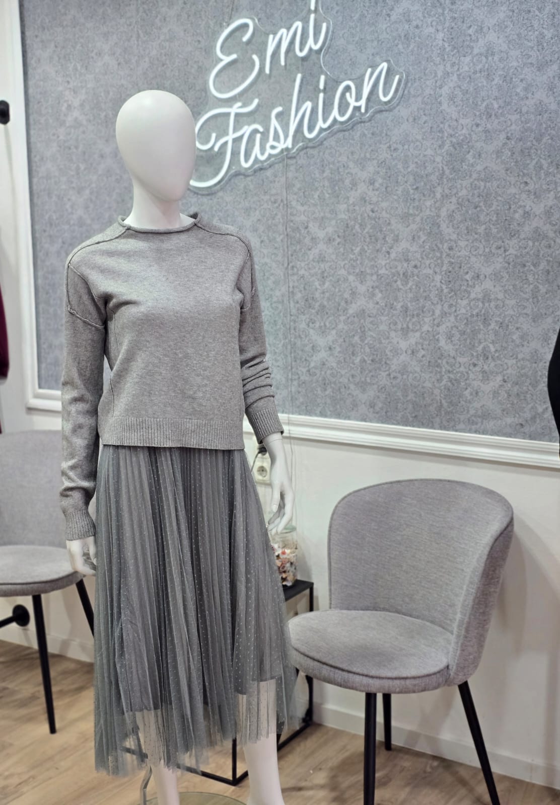 2er-Set: Cropped Pullover & Tüll-Plissee-Rock