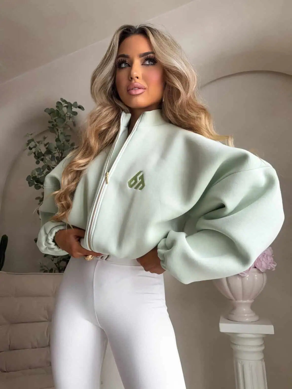 Damen Sweatjacke – Sportlich & Modern