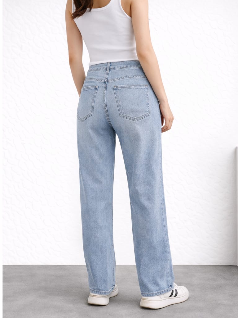 High Waist Straight Leg Jeans mit Destroyed-Effekten – Hellblau