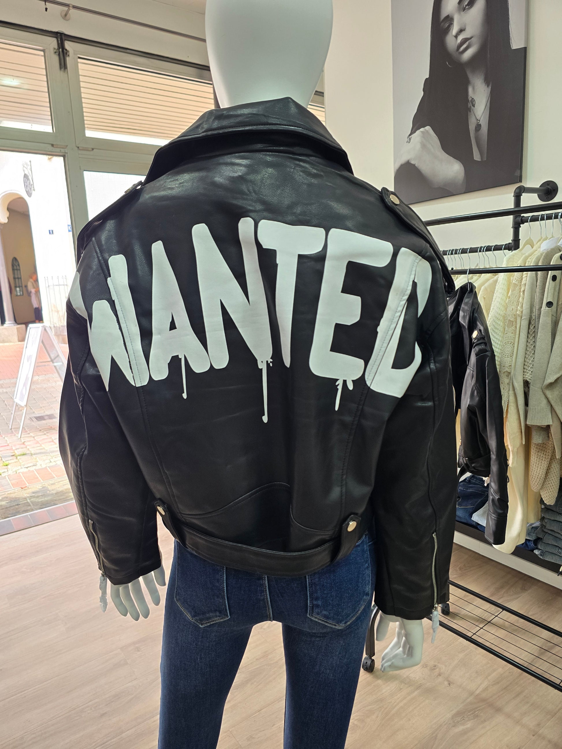 Oversize Bikerjacke „WANTED