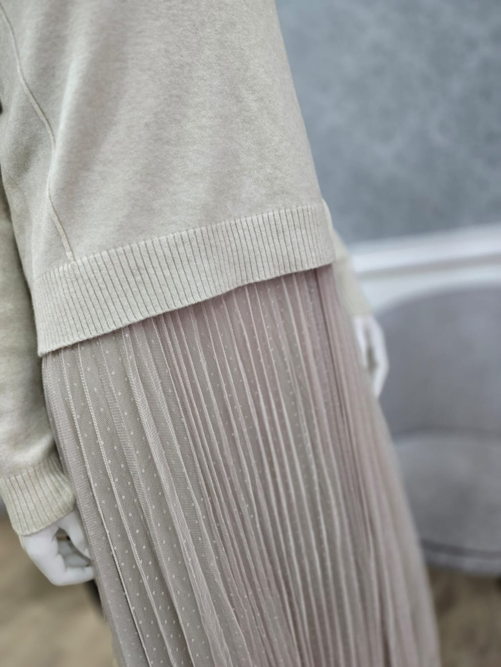 2er-Set: Cropped Pullover & Tüll-Plissee-Rock