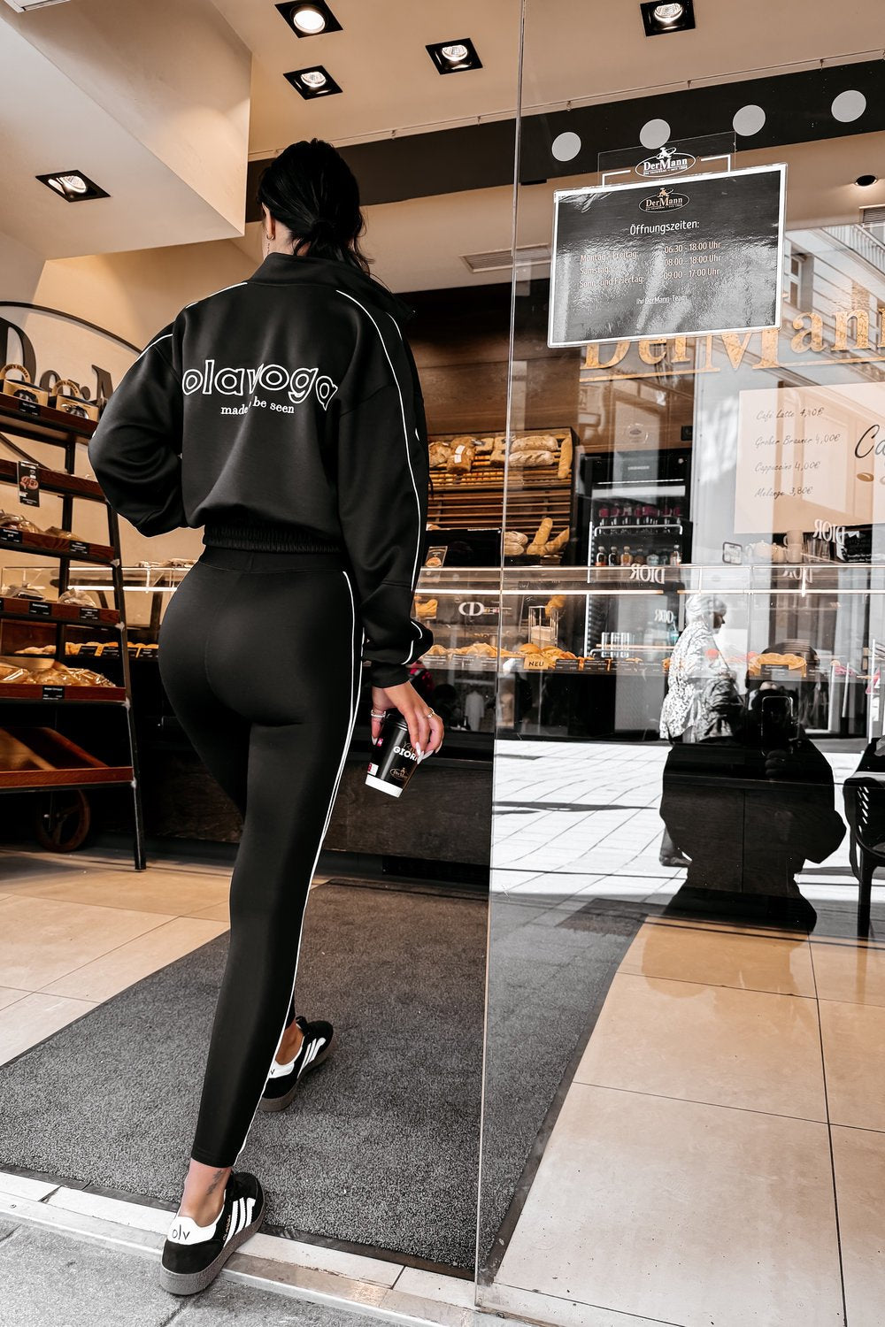 OLAVOGA ROSEA Damen gestreiftes Sweatshirt