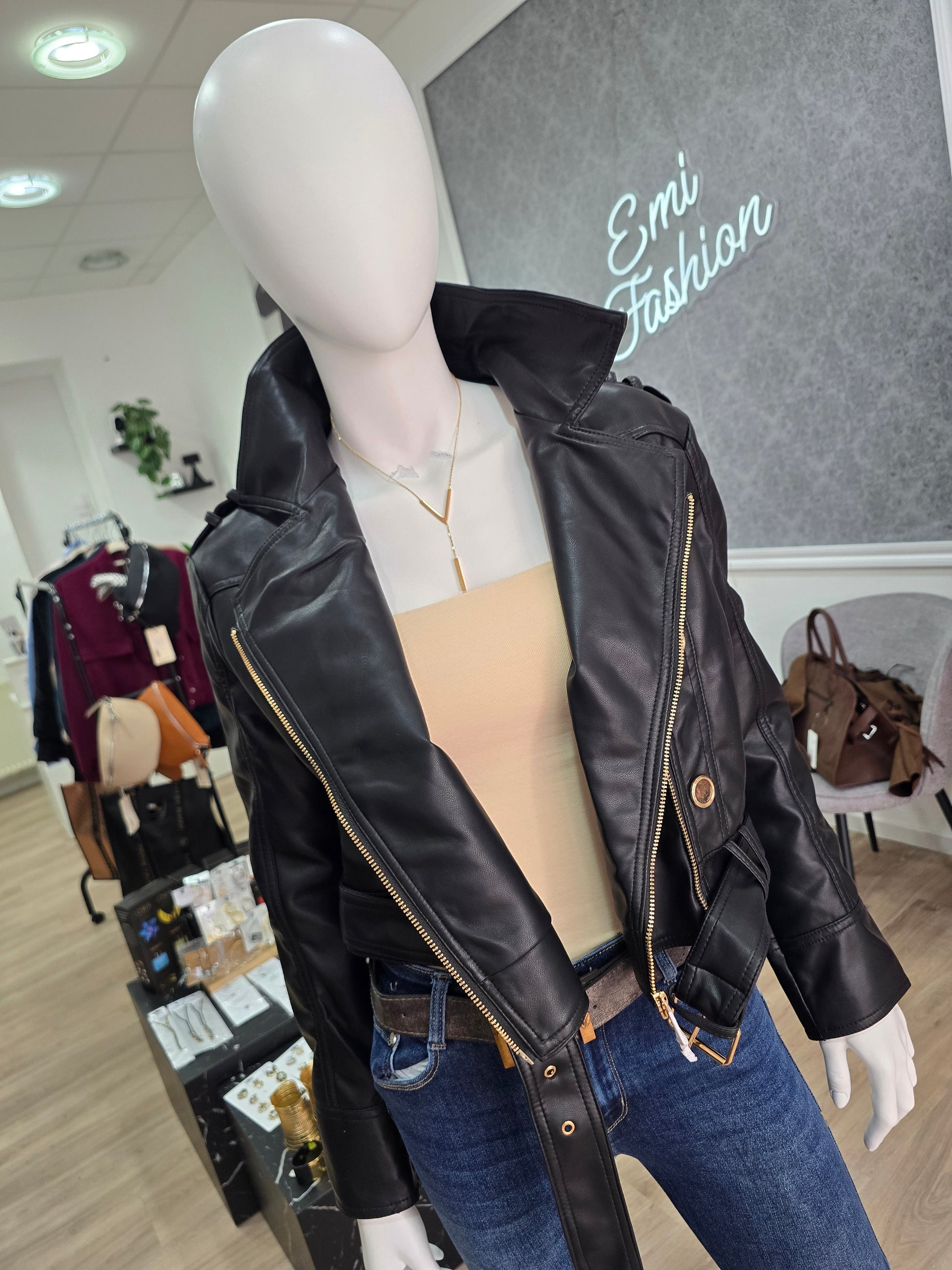Oversize Lederjacke im Military Style
