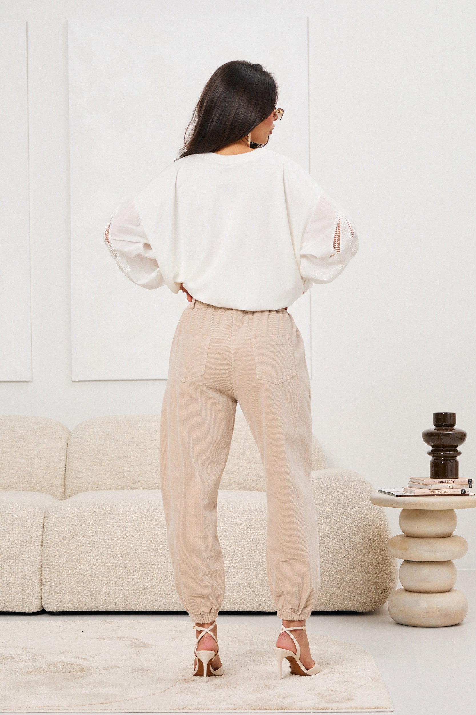 Cord-Joggerhose mit hohem Bund