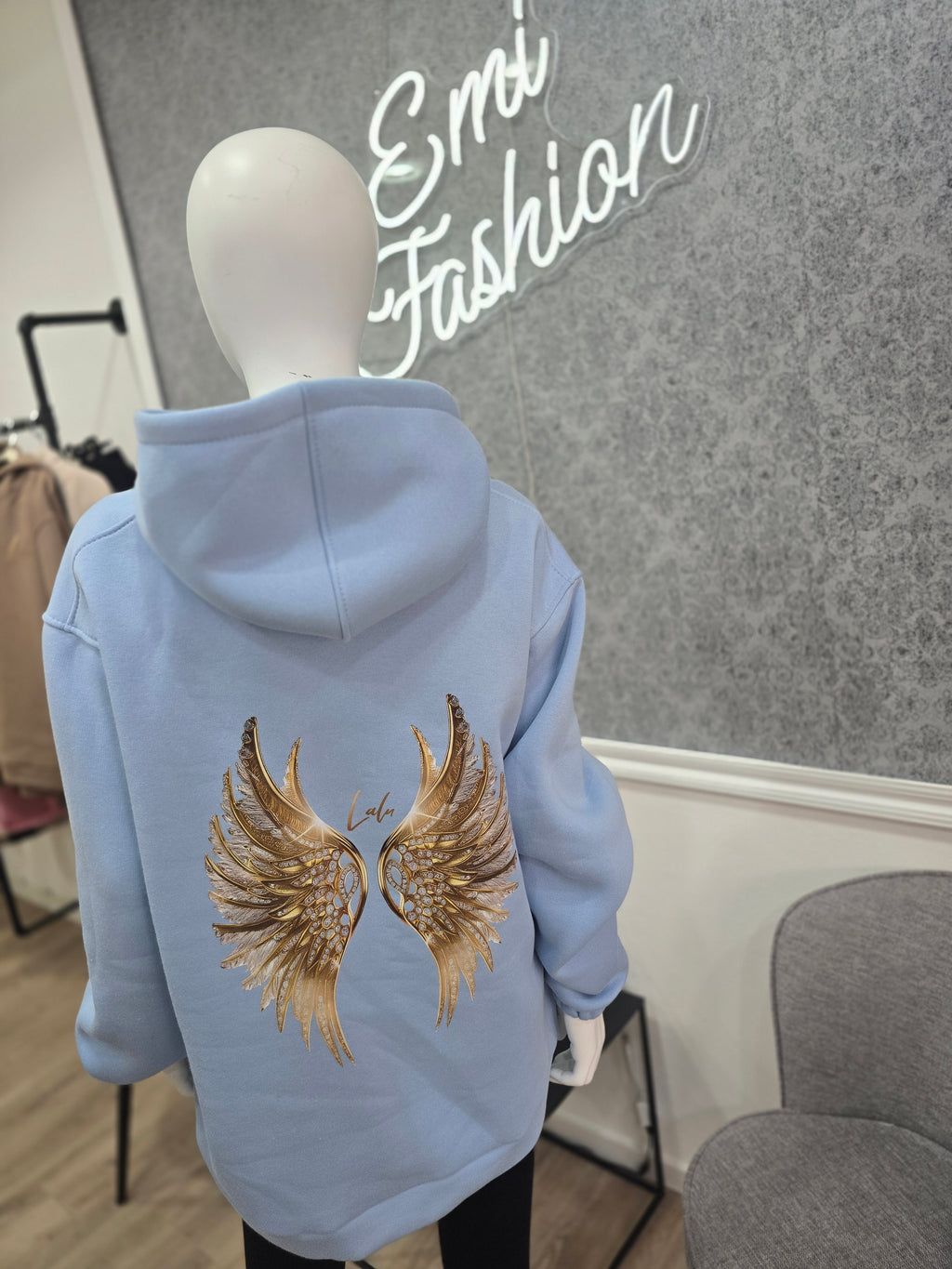Sweatshirt mit Tasche und Kapuze von LALU